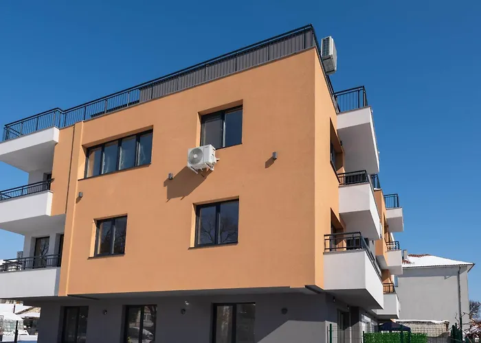 Apartment Sunny Ap & Parking 5min From The