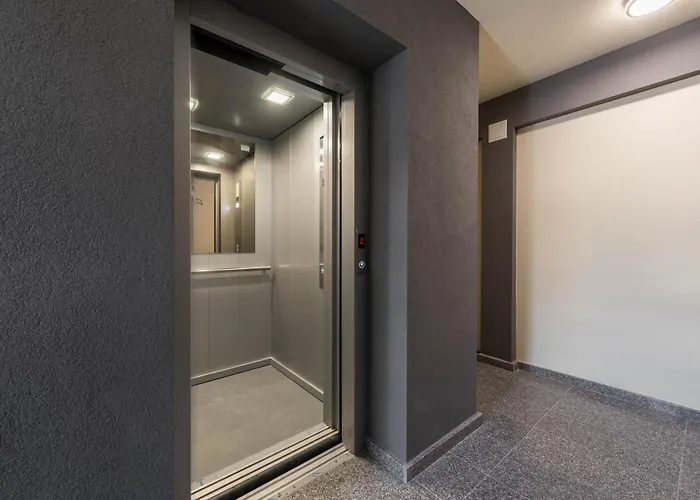 Sunny Ap & Parking 5min From The Apartment Warna