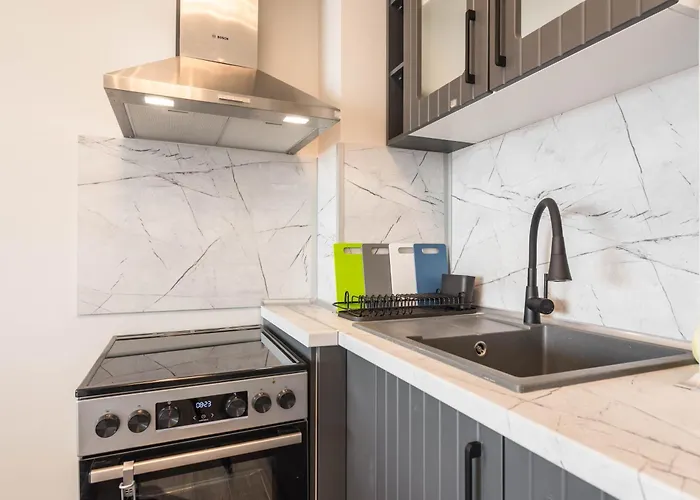 Sunny Ap & Parking 5min From The Apartment *